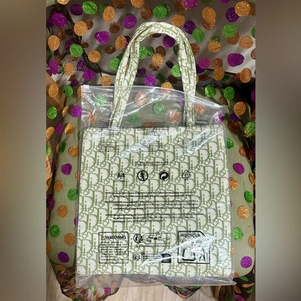 Dior 🍏 Green Oblique Monogram Print Tote Bag VIP gift - Picture 2 of 8